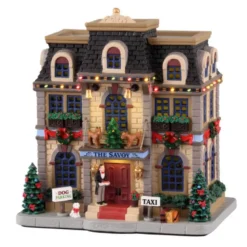CHRISTMAS AT THE SAVOY - LEMAX